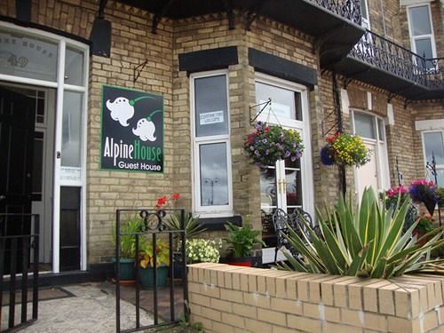 Alpine Guest House Middlesbrough Exteriör bild